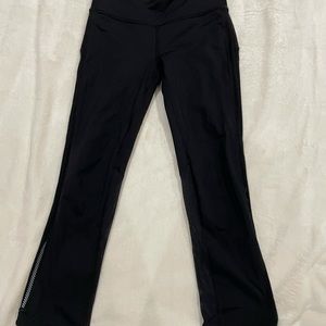 Lululemon black cropped leggings with mesh